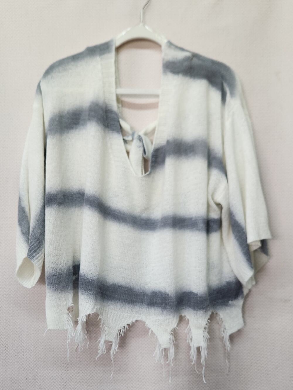 POL Striped V-Neck Tie-Back Sweater - White & Gray
